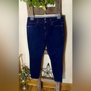 💥GAP True Skinny Dark Wash Mid-Rise Jeans💥